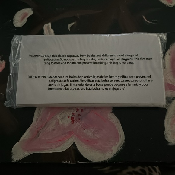 SOLD NWT Badgley Mischka White Quilted Long Cardholder Wallet NWT Vegan Leather - Picture 11 of 11